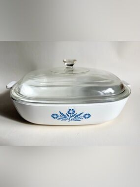 Vintage CorningWare Blue Cornflower 10” Casserole Dish P-10-B w/Lid